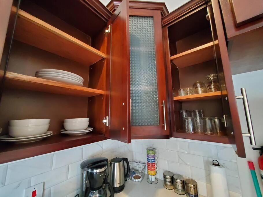 'The Solace' New Luxury Modern 1Bed 1Bath Apt. 포트모어 외부 사진